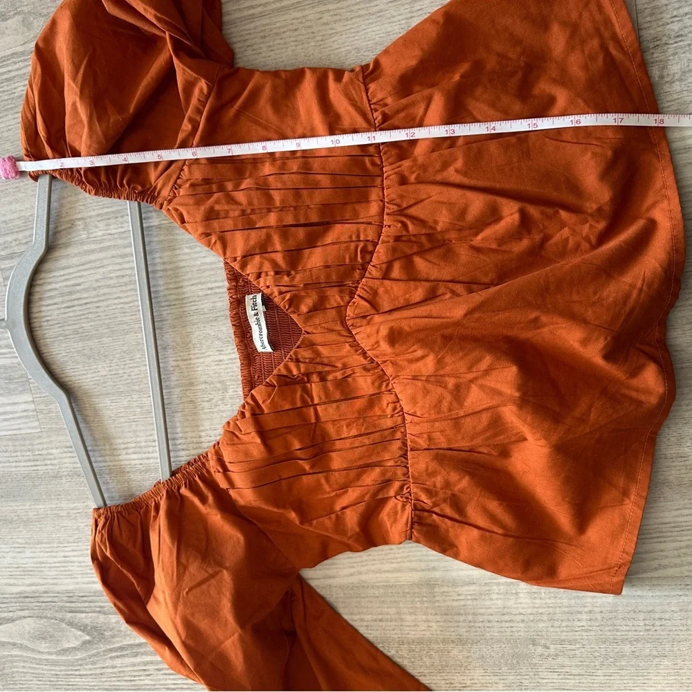 Abercrombie & Fitch Rust Puff Sleeve Crop Blouse Small